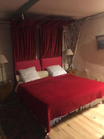 Le Moulin A Huile Bed & Breakfast Vailhourles Ngoại thất bức ảnh