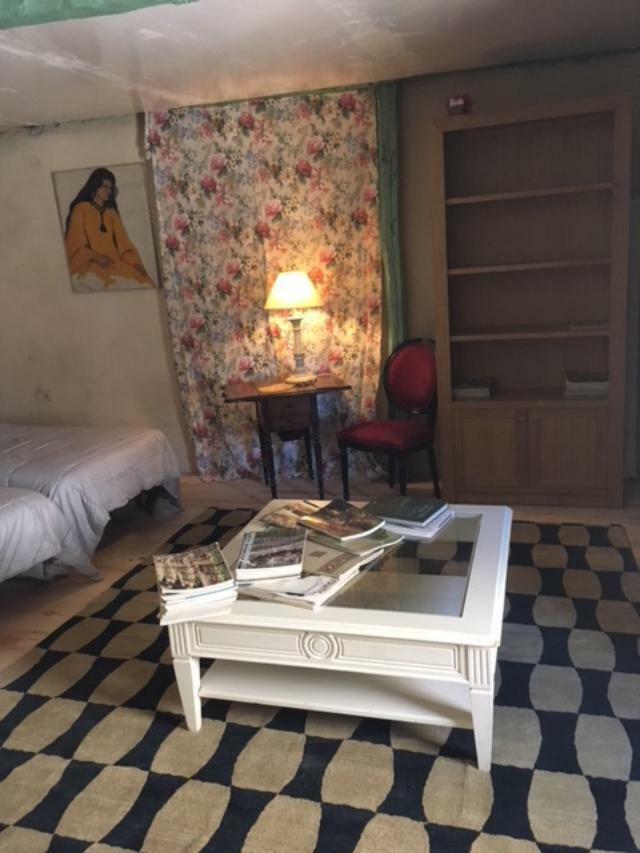 Le Moulin A Huile Bed & Breakfast Vailhourles Ngoại thất bức ảnh